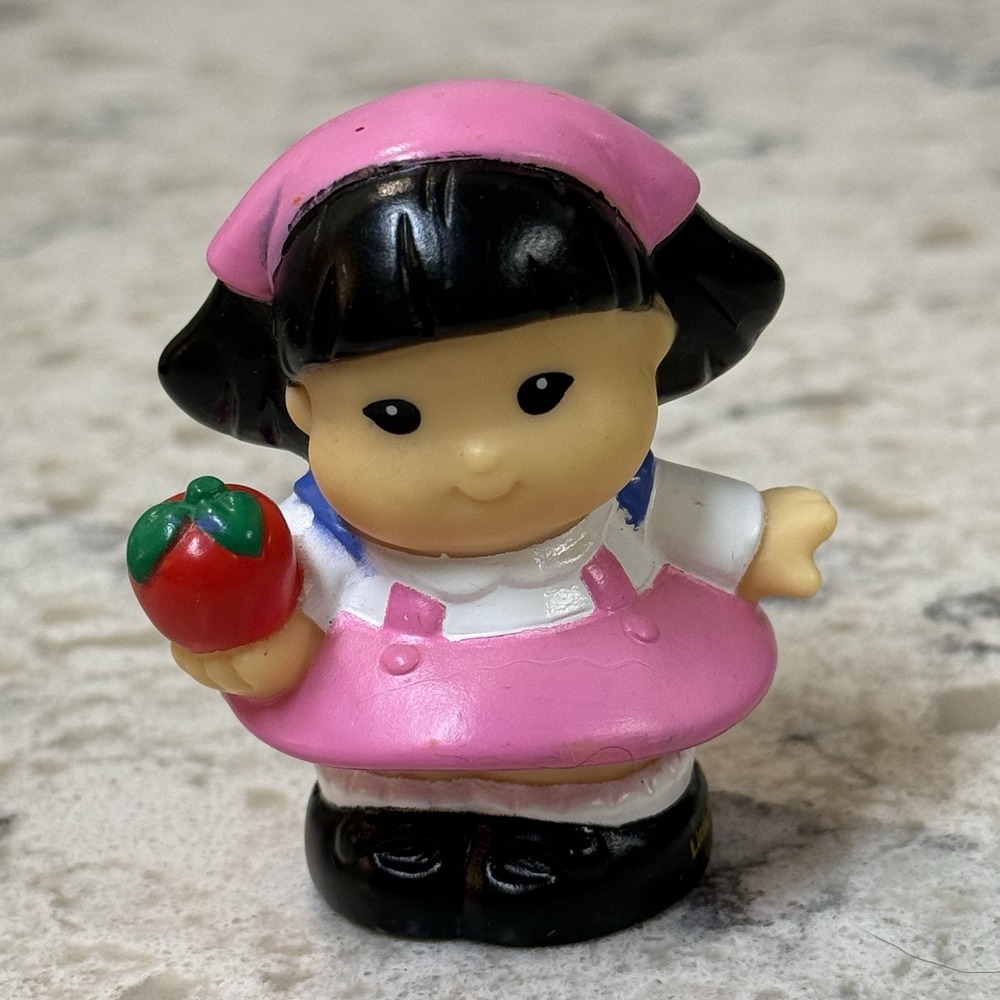 Fisher Price Little People Sonya Lee School Girl Blue Backpack Apple 2001 2006